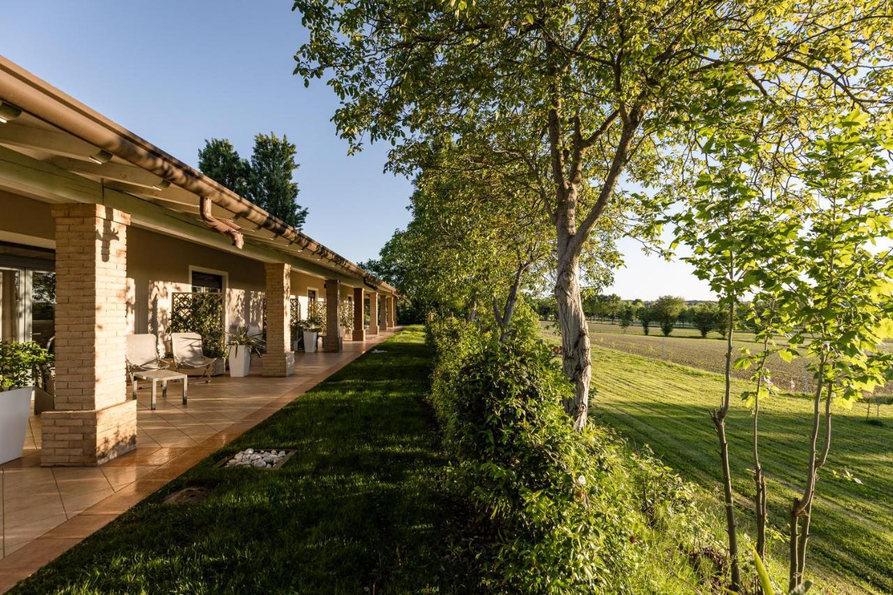 Agriturismo Moscatello ปอสโซเลงโก ภายนอก รูปภาพ